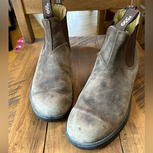 Blundstone #550 AUS 8, Wmn 11, Men 9